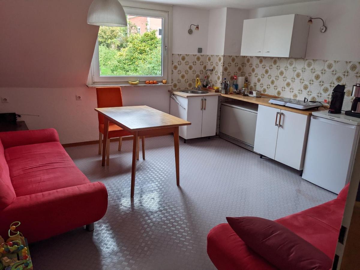 Monkey Factory - Mini Home-Stay Hostel Traben-Trarbach Eksteriør billede